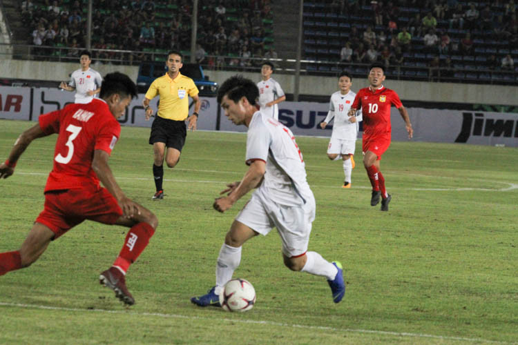 Công Phượng xuất hiện ở mọi nơi, tất cả những điểm nóng của đội tuyển Việt Nam.