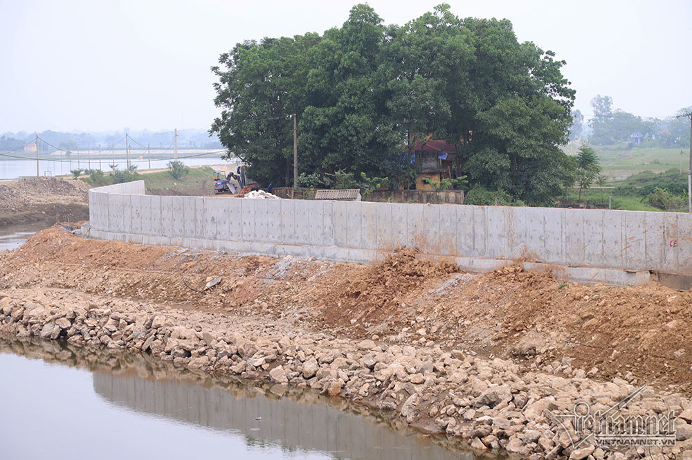 Tan muc de be tong nghin met gan 40 ty bao ve Thu do khoi ngap lut-Hinh-2