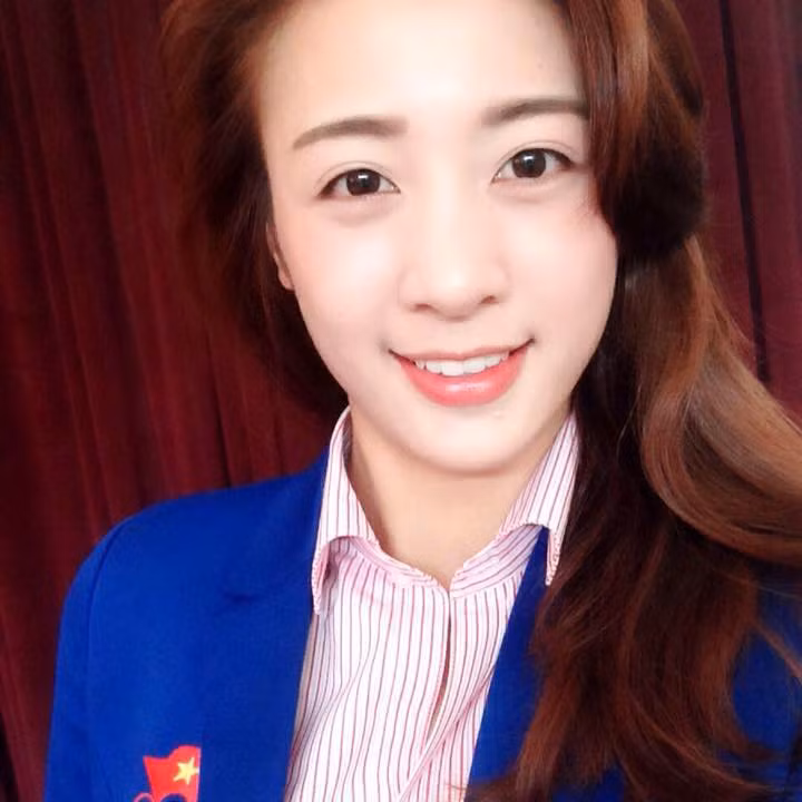 Nụ cười tươi luôn được nữ VĐV boxing xinh đẹp Nguyễn Thị Yến nở khi chụp ảnh.