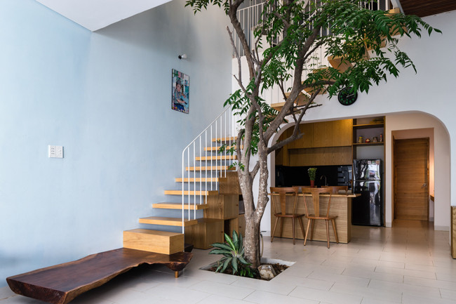 Phòng ngủ của bố mẹ và căn bếp được đổi vị trí cho nhau.