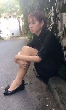 Đoạn video với thời lượng chưa đầy 1 phút ghi lại hình ảnh cô gái đang đòi mua trà sữa đã thu hút hơn 600 nghìn lượt xem và chia sẻ của cư dân mạng.