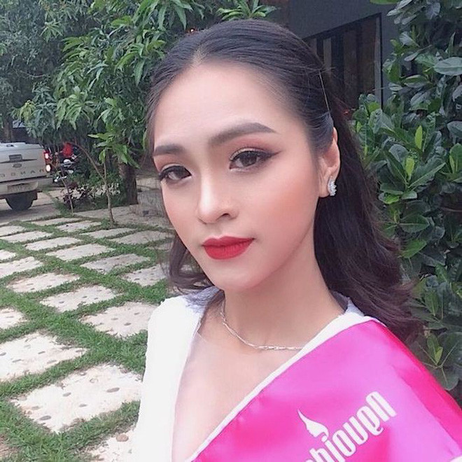 Huyền Nga sở hữu nét đẹp ngọt ngào, trong sáng cùng chiều cao lý tưởng.