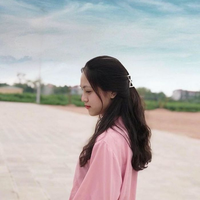 Bên cạnh đó, nữ sinh Hà thành đang theo học lớp người mẫu tại Xuân Lan Academy và tham gia đóng một số dự án phim ngắn.