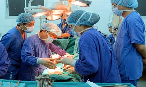 7 loai thuoc do VN Pharma nhap tu “cong ty ma” da lot nhieu BV