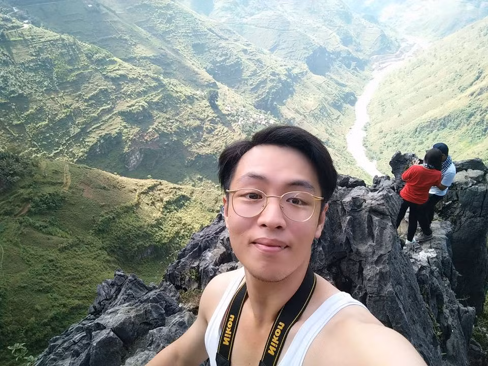 Mặc dù chưa có tai nạn đáng tiếc nào xảy ra tại khu vực này nhưng đây cũng là hồi chuông cảnh tỉnh để các bạn trẻ có dịp đến du lịch Mã Pì Lèng rút kinh nghiệm và không nên đánh đổi sự an toàn của bản thân bằng những bức ảnh chỉ mang tính ghi lại kiểm niệm.