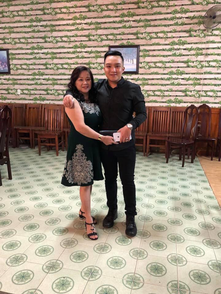 Con trai giống mẹ, tại sao không?