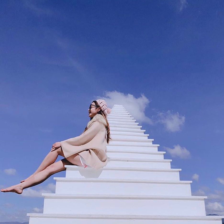 Bên cạnh đó, nhiều dân mạng cũng tỏ ra tiếc nuối khi chưa kịp đến Đà Lạt để check-in tọa độ "Nấc thang lên thiên đường" mà đã bị lệnh tháo dỡ.