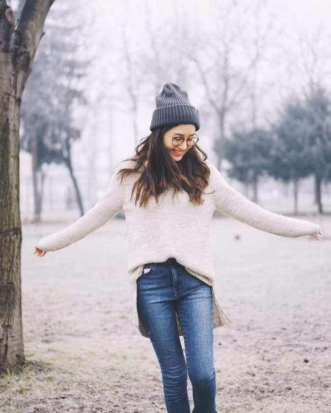 Nhìn chung, cô nàng hot girl Pimmy là một người khá đa tài từ người mẫu, diễn viên cho tới ca sĩ. Cô nàng sinh năm 1992 này cũng từng giữ vai trò ca sĩ trực thuộc Kamikaze từ năm 2007 - 2012.