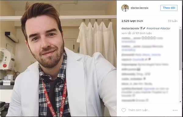 Người sở hữu gương mặt nam tính và nụ cười ấm áp này là bác sĩ Lacroix ở Montreal, Canada. Anh là bác sĩ da liễu và chuyên gia fitness.