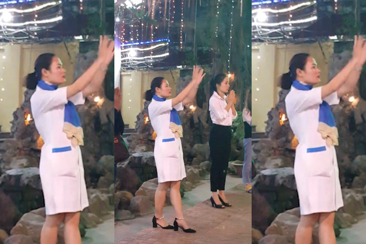 Nếu xem kĩ clip, hành động đầu tiên là cô gái này chắp tay lạy, sau đó đột nhiên hai bàn tay biến hóa, chẳng mấy chốc đã múa điệu xòe quạt và quạt chả.