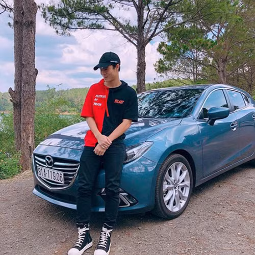 Đó đều là những kỉ niệm tuổi thơ đầy hồn nhiên, vô tư và tràn ngập tiếng cười của Văn Toàn và Xuân Trường. Họ cùng nhau chia sẻ nhiều niềm vui nỗi buồn trong cuộc sống.