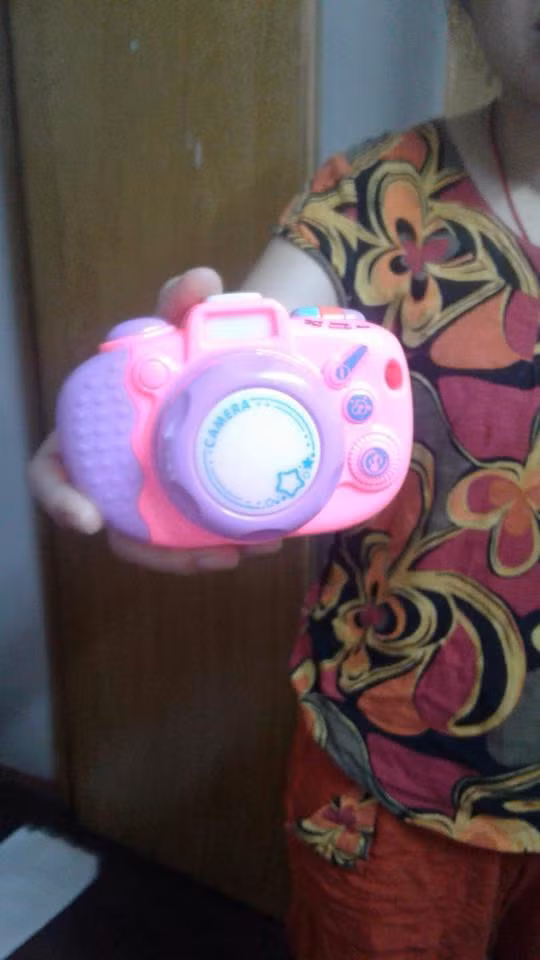 Không những thế, shop này còn nói sẽ giao hàng miễn phí, và thu tiền trực tiếp sau khi khách nhận được hàng. Điều này đã khiến chị em an tâm hơn phần nào và cũng chẳng ngại ngùng gì mà đưa địa chỉ để shop giao ngay.