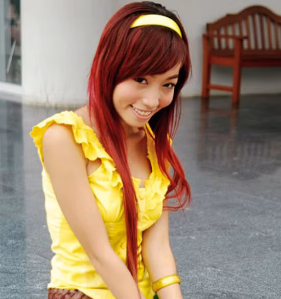 Mặt mộc khó tưởng tượng của Elly Trần.