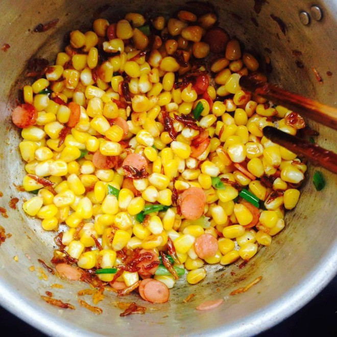 Mới đây trên mạng xã hội, nickname Thuy Ngoc Nguyen đã chia sẻ câu chuyện bị người yêu đòi chia tay vì quá chăm chỉ nấu ăn tại nhà khiến nhiều người cảm thấy bất ngờ vì nó sai lệch với những gì họ nghĩ,