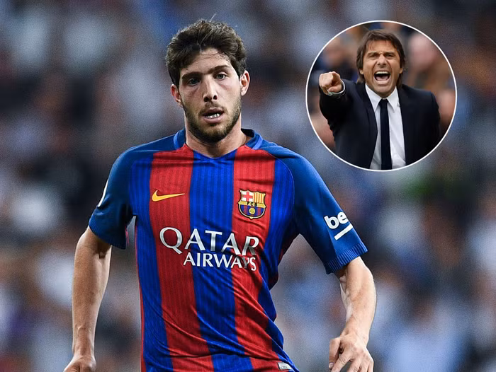 Chelsea phá hợp đồng của sao Barca: Theo thông tin chuyển nhượng bóng đá mới nhất được phát đi từ tờ Sport, sau khi thất bại trong cuộc chiến giành Danilo (tới Man City), Chelsea đã chuyển sang săn đón hậu vệ Sergi Roberto của Barca. Nguồn tin này khẳng định The Blues sẵn sàng chi 40 triệu euro để phá vỡ hợp đồng giữa Roberto với sân Camp Nou. Ảnh: Sport