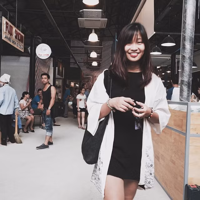 Trong dịp khai trương hôm 19/7 vừa qua, đã có rất nhiều bạn trẻ đến tham quan và thưởng thức những dịch vụ mà tổ hợp ăn chơi The Yard đem lại.