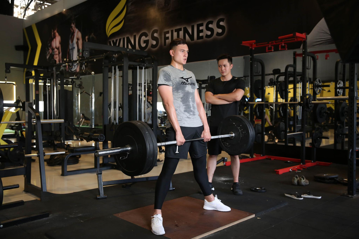 Chỉ sau một đêm, status của thủ thành mang hai dòng máu Việt – Nga nhận được hơn 3.000 lượt yêu thích cùng rất nhiều bình luận từ các fan.