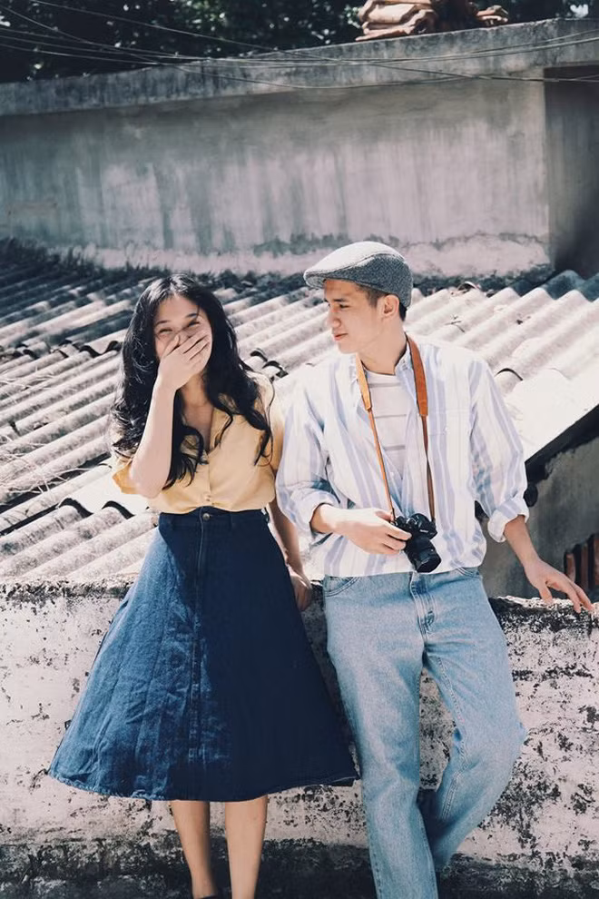 Khi xem bộ ảnh giả màu film này, có thể thấy những bức ảnh rất đẹp bởi chính những câu tâm tình lãng mạn và ngay lập tức gây chú ý và được bấm chia sẻ liên tục.