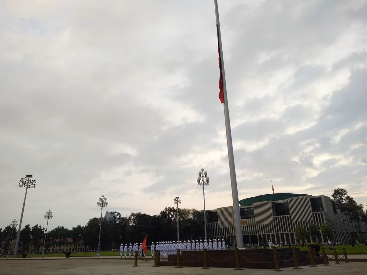 Đài Truyền hình Việt Nam và Đài Tiếng nói Việt Nam sẽ tường thuật trực tiếp Lễ viếng, Lễ truy điệu và Lễ an táng Chủ tịch nước Trần Đại Quang tại Hà Nội, Thành phố Hồ Chí Minh và huyện Kim Sơn, tỉnh Ninh Bình.