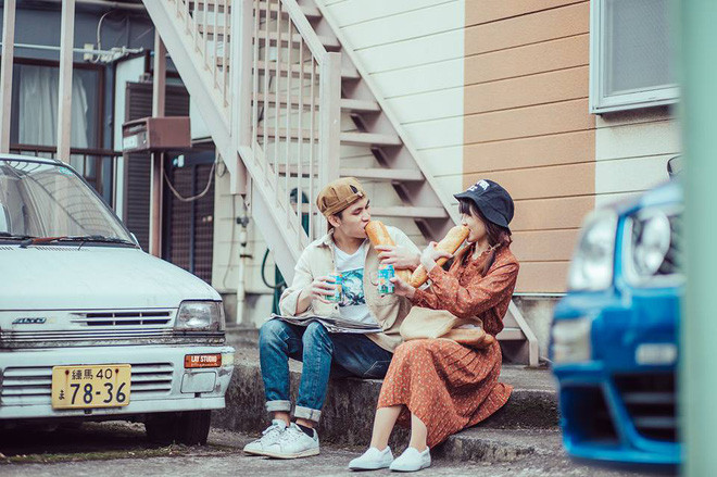 Sau khi được nghe qua ý tưởng của Xuân Hậu, cặp đôi du học sinh Việt tại Nhật là Toàn và Trinh vô cùng háo hức và nhận lời thực hiện ngay. Đây cũng là bộ ảnh cưới chính thức và chỉ chưa đầy một tháng nữa đôi bạn trẻ này sẽ về chung một nhà.