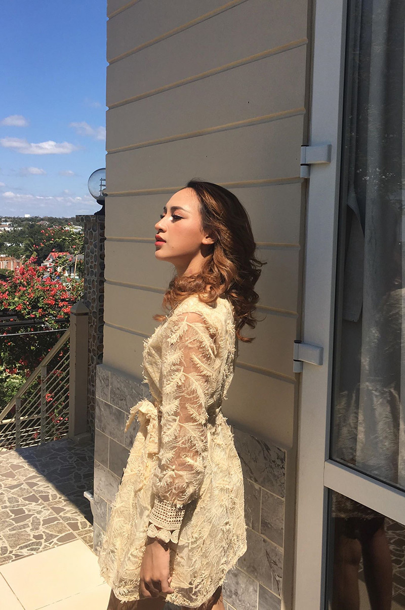 Ngoài gương mặt xinh đẹp, cô gái Ê Đê này còn may mắn sở hữu chiều cao lý tưởng 1m70.