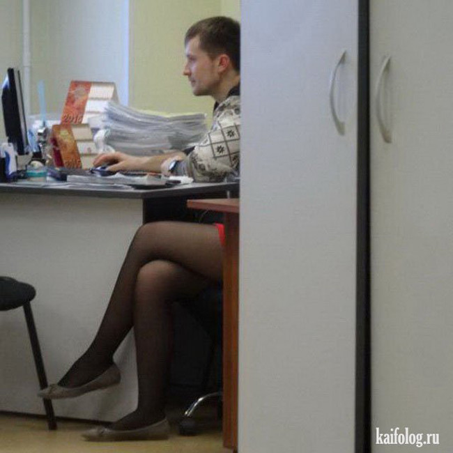 Úi chà, anh chàng có chân "ngon" quá ta.