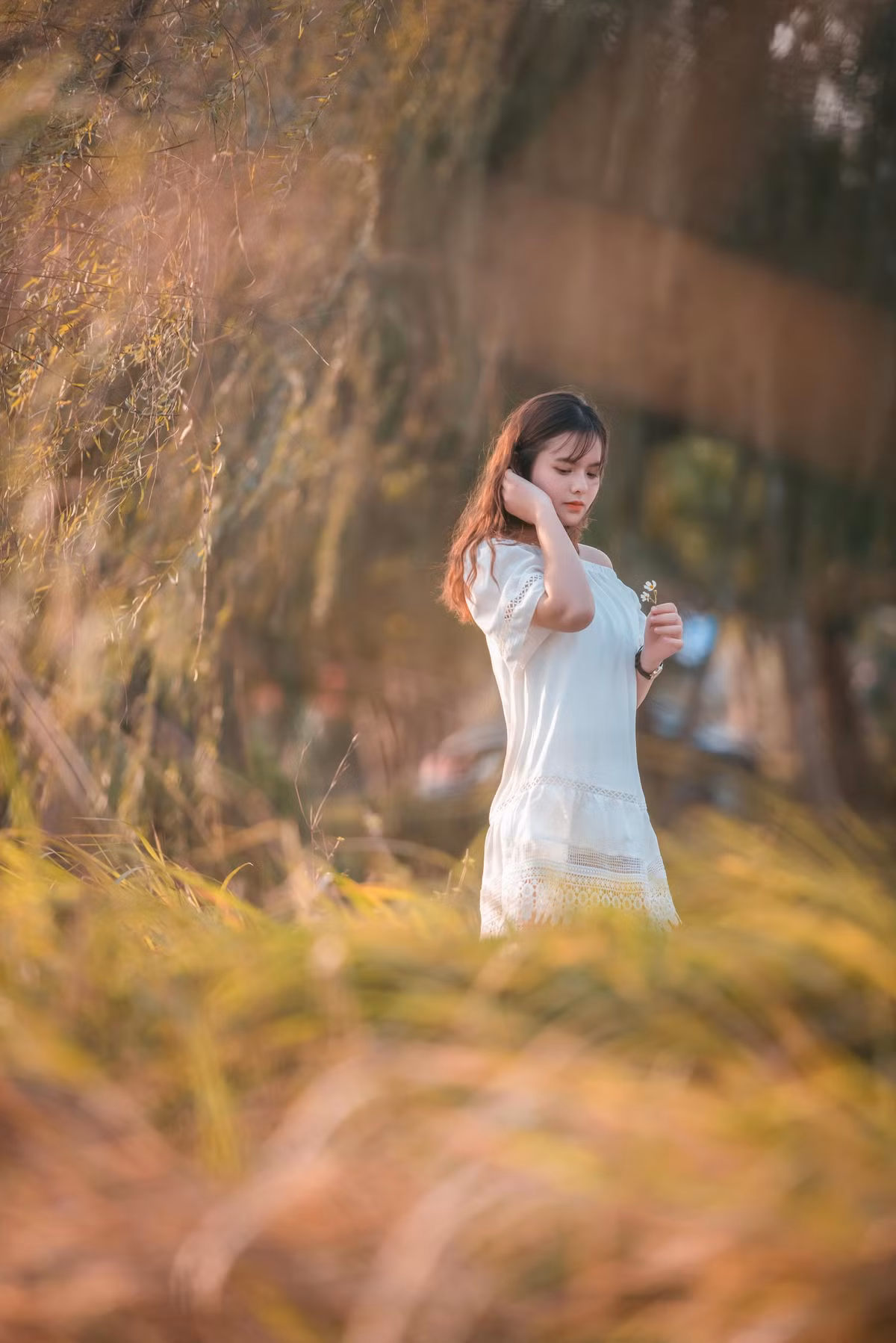 Cũng chính việc sở hữu nhan sắc nổi bật, Hồng Yến là một trong những gương mặt được các nhiếp ảnh gia tại Hà Nội thường xuyên đặt lịch để tạo nên những bức ảnh nghệ thuật. Cũng vì vậy trên trang cá nhân của cô bạn này, không thiếu những bức ảnh đẹp khiến người ngắm mê mẩn.