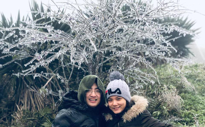 Thời tiết ở Mẫu Sơn (Lạng Sơn) xuống -1 độ. Nhờ vậy mà chúng ta được chiêm ngưỡng những hình ảnh băng tuyết tuyệt đẹp như trên.