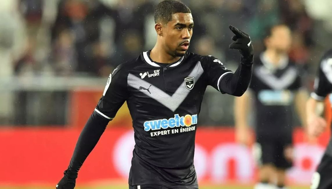 Kênh Twitter chính thức của AS Roma mới đây đã xác nhận việc họ đạt thỏa thuận chiêu mộ tiền đạo Malcom từ Bordeaux.