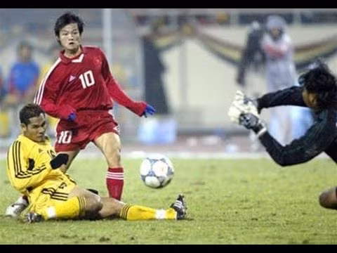 Nhung cuoc thu hung dang nho giua DT Viet Nam va Malaysia