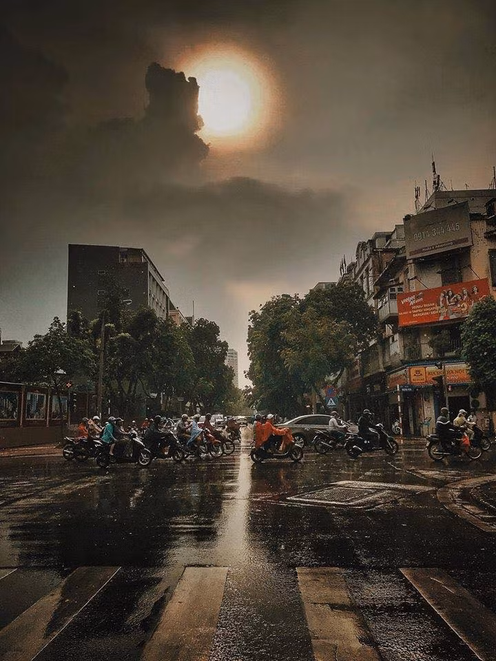 Sau cơn mưa trời sẽ sáng. Ảnh sử dụng trong bài: Đức Nguyễn/BLEND &amp; RETOUCH (BNR)