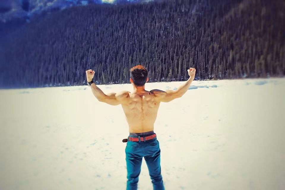 Phạm Phước Hưng là vận động viên của ĐT thể dục dụng cụ Việt Nam. Anh sinh năm 1988 tại Hà Nội. Ảnh: FBNV.