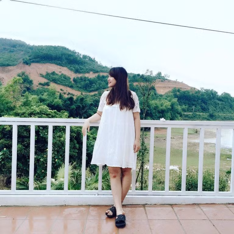 Theo chia sẻ của thành viên có nickname Hanisan: "Chỉ với gần 200 ngàn/ người, bọn mình đã có những ngày cuối tuần cực vui vẻ bên bạn bè, cùng sống với nhau, cùng đốt lửa trại và đặc biệt là có thể tự do thả mình trong không gian yên tĩnh".