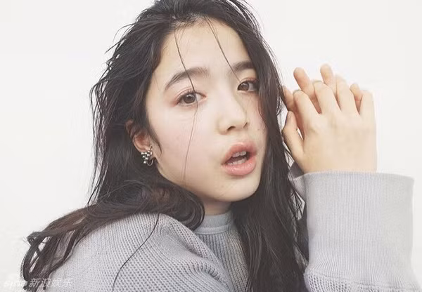 Nhưng cũng chỉ cần chừng đó bức ảnh đẹp thôi đã đưa tên tuổi Naomi Yamada đến với đông đảo người hâm mộ không chỉ tại Nhật Bản mà còn là một số nước châu Á khác như Trung Quốc hay Việt Nam.