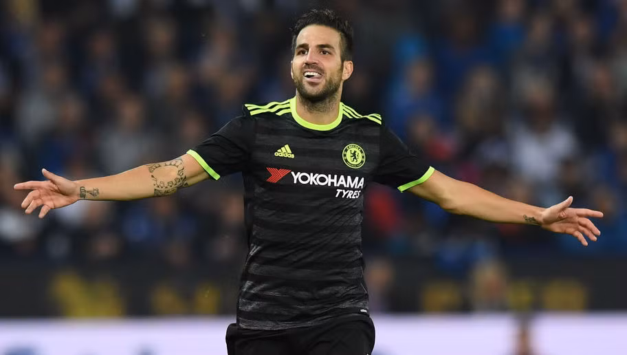 Từ một chân kiến tạo hàng đầu Premier League, Cesc Fàbregas bỗng nhiên mất vị trí trong đội hình xuất phát của Chelsea. Cầu thủ này thường xuyên được huấn luyện viên Antonio Conte sử dụng trên băng ghế dự bị.