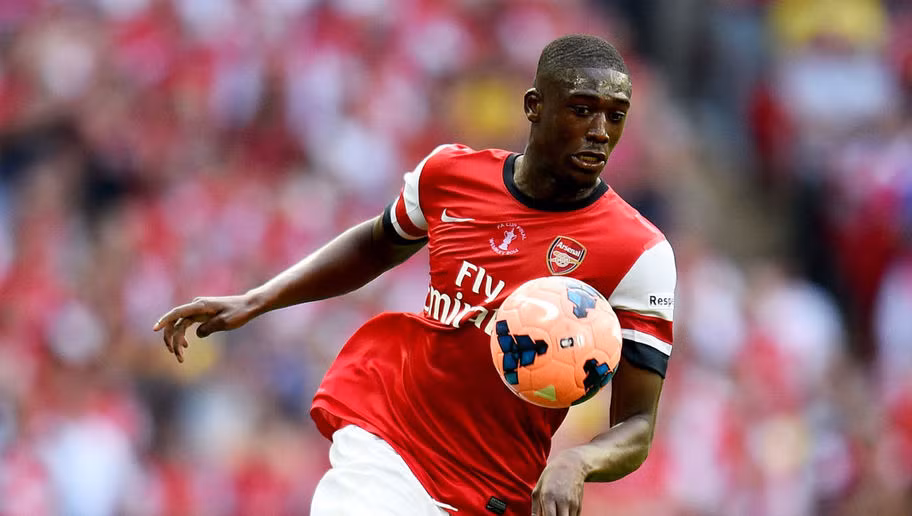Sanogo gia nhập Arsenal theo dạng chuyển nhượng tự do từ Auxerre vào năm 2013. Tuy nhiên, kể từ đó tới nay, cầu thủ này chỉ có vỏn vẹn 20 lần ra sân cho Arsenal, lần lượt gia nhập các đội bóng như Crystal Palace, Ajax, Reading hay Charlton theo các bản hợp đồng cho mượn khác nhau.