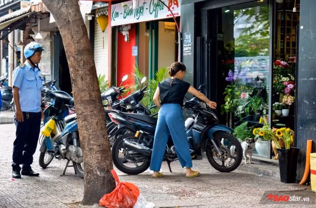 Nguoi Sai Gon voi vang om thu cung bo chay khi thay doi bat cho xuat hien-Hinh-5
