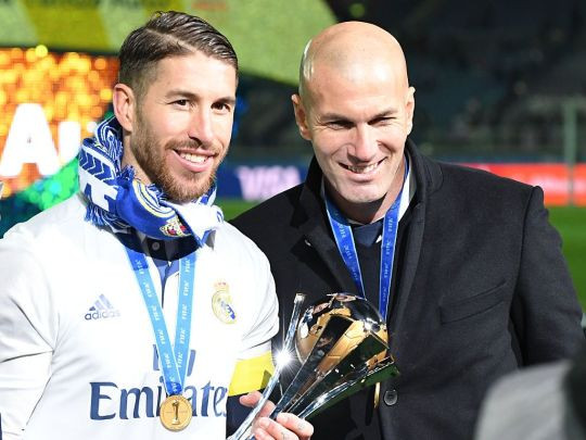 Trả lời truyền thông Tây Ban Nha, trung vệ Sergio Ramos bác bỏ tin đồn về việc Real Madrid liên hệ với HLV Jose Mourinho thay thế Zinedine Zidane sau những kết quả bết bát từ đầu mùa giải tới nay.