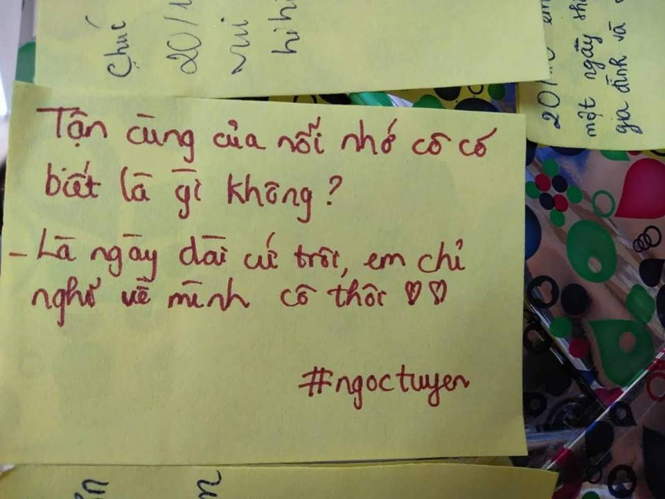 Thậm chí nhiều học sinh còn dùng những từ ngữ trong bài hát "Tận cùng của nỗi nhớ" của ca sĩ Will để thả thính cô giáo mình.