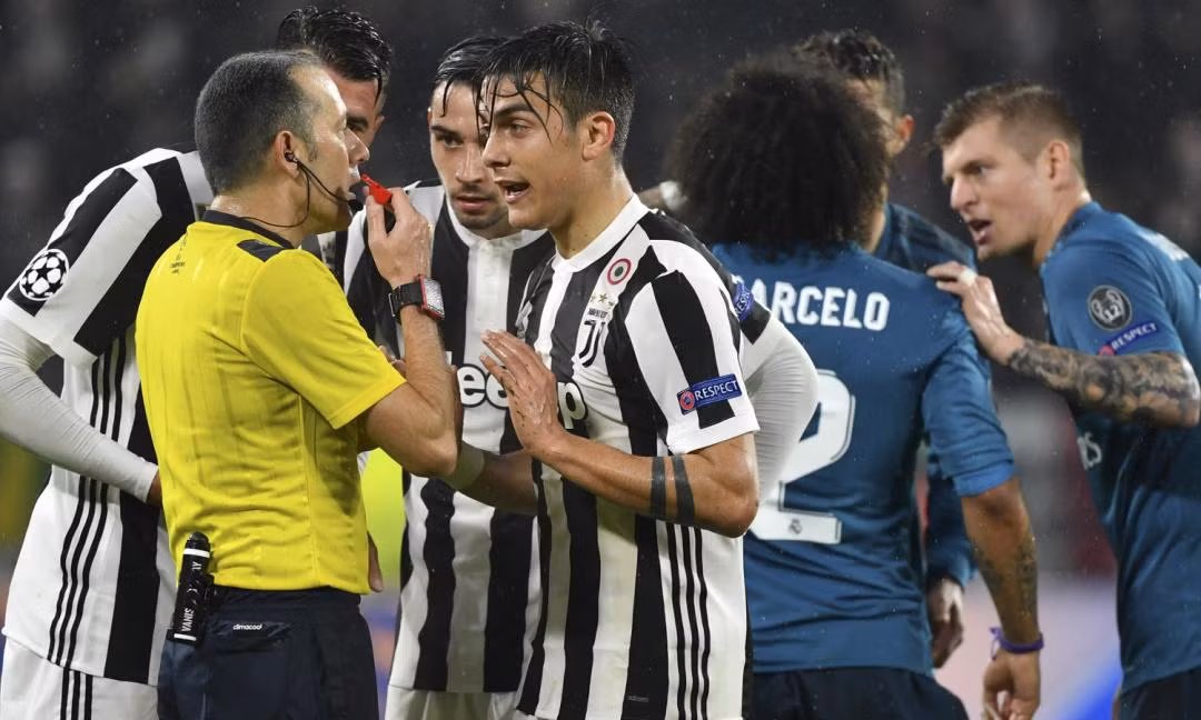 Sau Real Madrid, MU và Chelsea, đến lượt PSG gia nhập cuộc đua giành Dybala của Juventus.