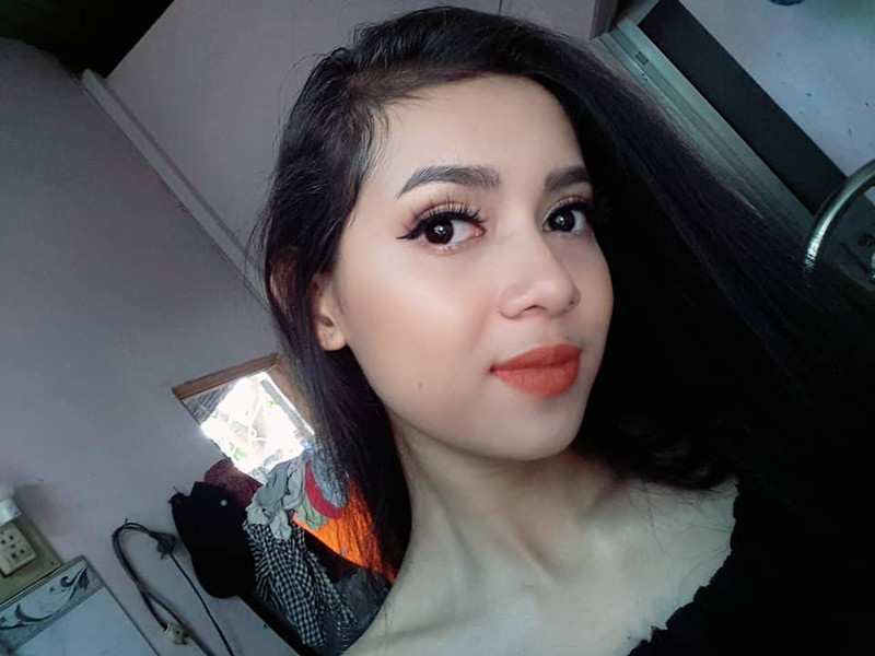 Thu Hà cũng được mời làm mẫu ảnh cho khá nhiều nhãn hàng và studio. Hà nói, sở thích của mình là ca hát, sở trường là diễn xuất, biểu cảm thần thái trước ống kính.