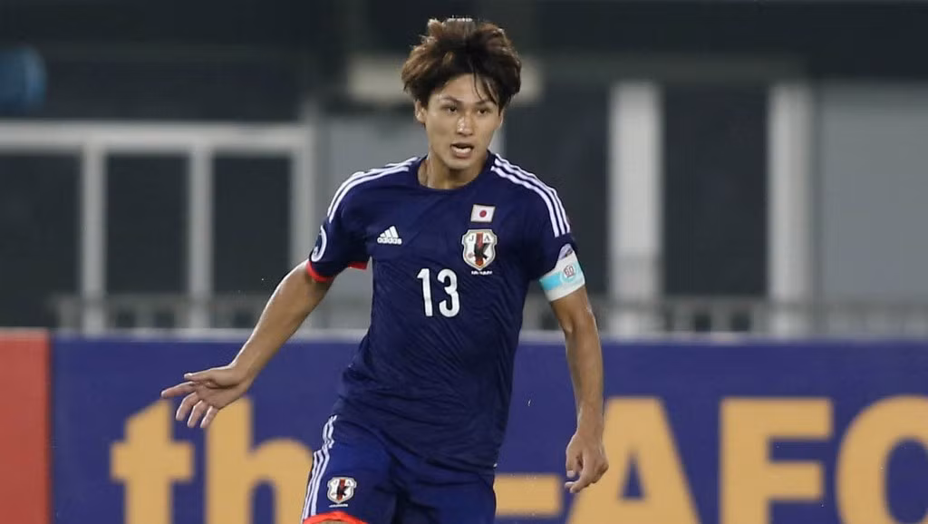 Theo tìm hiểu, cầu thủ Nhật Bản lọt vào tầm ngắm của hội chị em trên MXH sau trận tứ kết Asian Cup 2019 đó là Takumi Minamino.