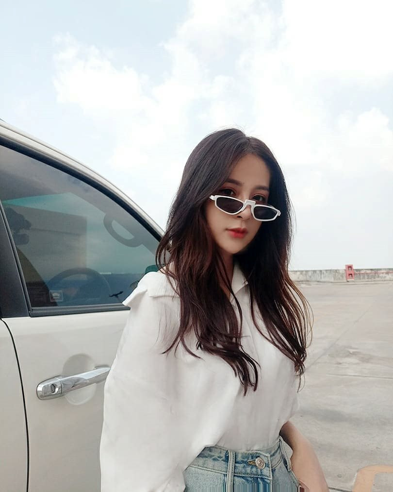 Đôi lúc mệt mỏi trong cuộc sống, công việc thì những người bạn này sẽ cùng mình tâm sự, là động lực giúp mình cân bằng và vượt qua những khó khăn. Mình rất trân quý những tình cảm của mọi người đã dành cho mình" Tú Nhi cho biết thêm.