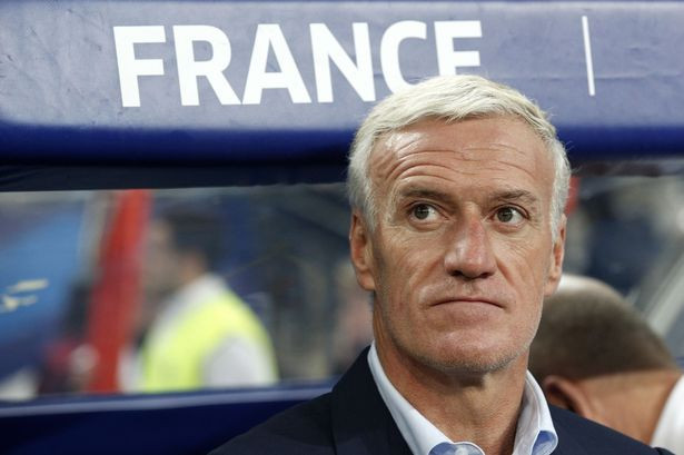 Didier Deschamps làm HLV tuyển Pháp từ năm 2012 đến nay. Ông đã dẫn dắt đội bóng đến tứ kết World Cup 2014 và Á quân Euro 2016. Deschamps là một HLV rất công tâm, ông không cần một đội tuyển có nhiều ngôi sao, ông chỉ muốn tập thể thi đấu hiệu quả.