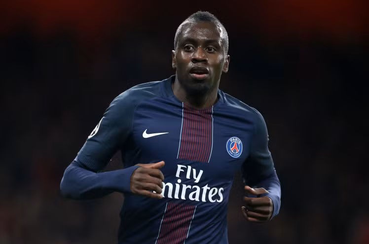 Juventus bị PSG từ chối: Theo Calciomercato, Juventus đã đề nghị chiêu mộ tiền vệ Blaise Matuidi với mức giá khởi điểm 15 triệu euro nhưng đã bị PSG từ chối. Đội bóng Pháp sẵn sàng để Matuidi ra đi nhưng với mức giá cao hơn. Ảnh: Calciomercato