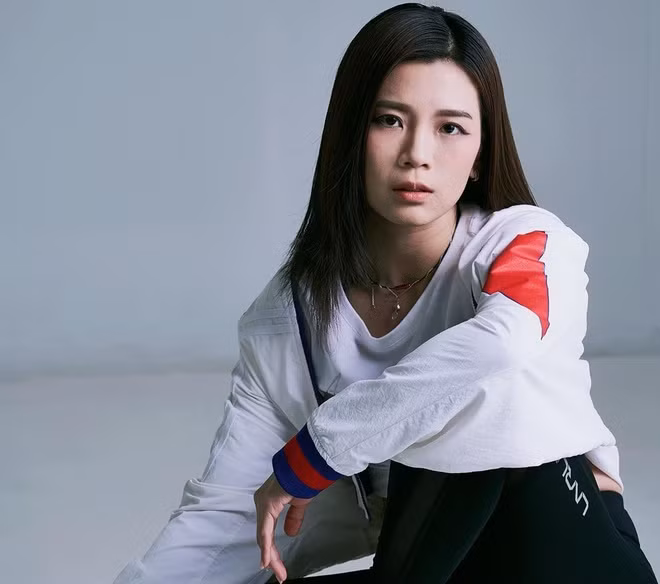 Năm 2016, Ying cùng tay vợt nam Chan Peng Soon xuất sắc giành tấm HCB Olympic Rio 2016 trong nội dung đánh đôi nam nữ. Ngoài ra, cô từng giành giải vô địch SEA Games 2009 và HCV châu Á năm 2010.