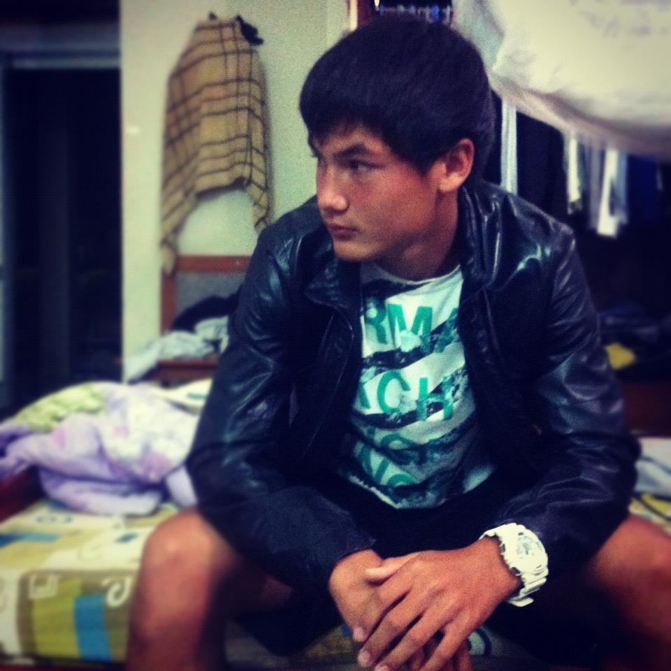 Ngay sau khi xuất hiện, Văn Mạnh cùng anh trai Văn Lâm của mình liên tục chiếm sóng MXH và ngay lập tức được các fan nữ tìm kiếm những hình ảnh bên lề.