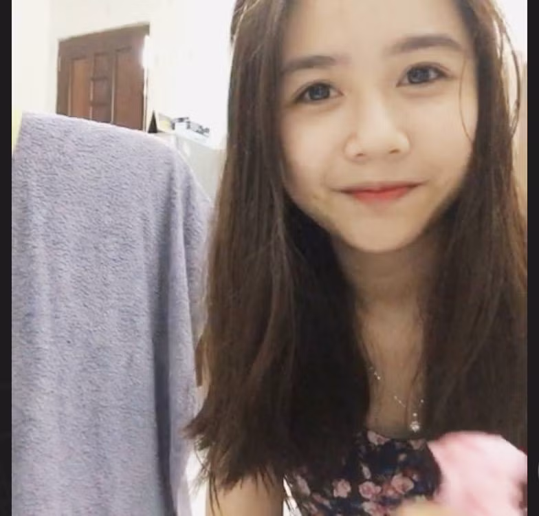 Mới đây, clip hát nhép của cô gái này đã thu hút được hơn 60 ngàn lượt xem và bình luận trên mạng xã hội chỉ sau một ngày đăng tải.