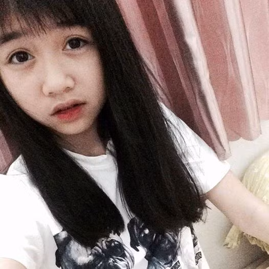 Nhưng ở hiện tại thì nữ sinh duyên dáng này sẽ tập trung vào việc học tập để nuôi dưỡng ước mơ của mình.