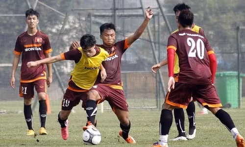 HLV Miura chot danh sach U23 Viet Nam sang Qatar